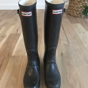 Tall Hunter boots